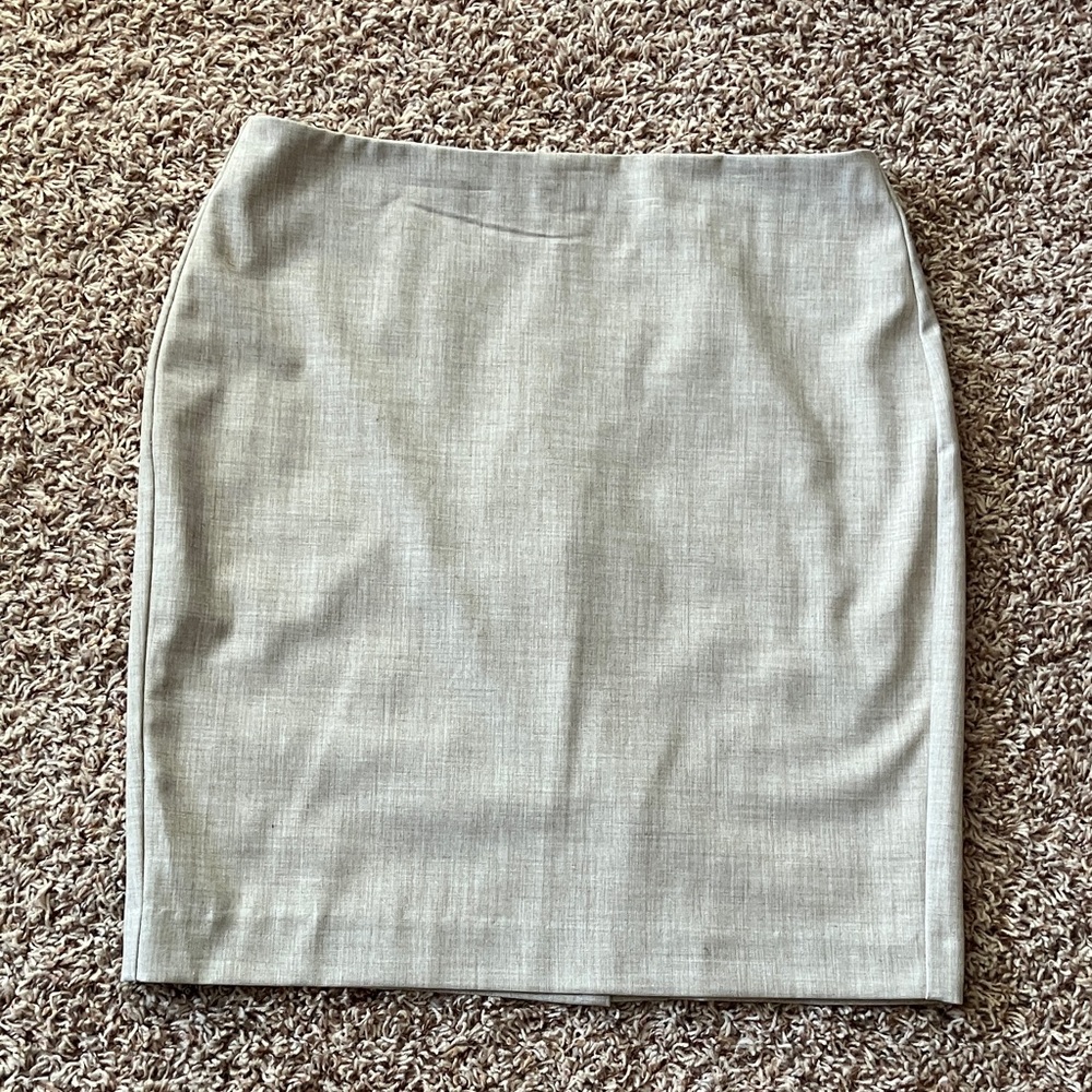 Elegant Beige Women's Skirt